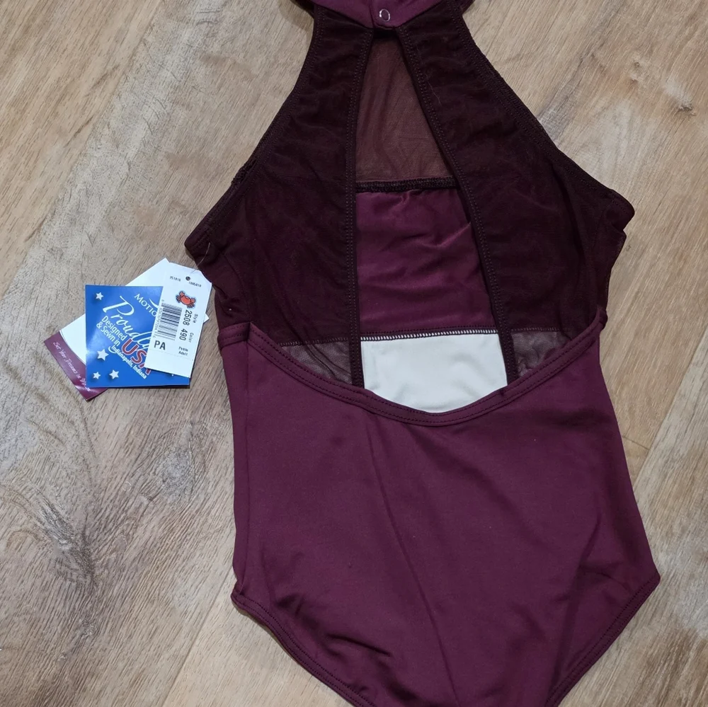 Motionwear Burgundy High Neck Leotard -Petite Adult (009) - Picture 3 of 3